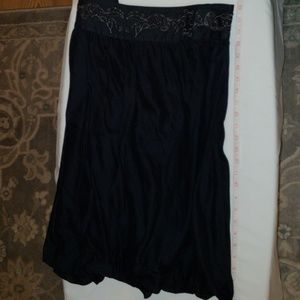 Venezia Size 16 Midi Skirt with embellished waist